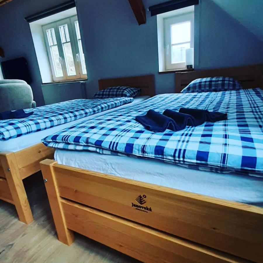 Janovska Chalupa Janov nad Nisou Esterno foto