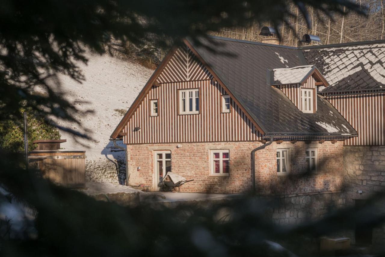 Janovska Chalupa Janov nad Nisou Esterno foto
